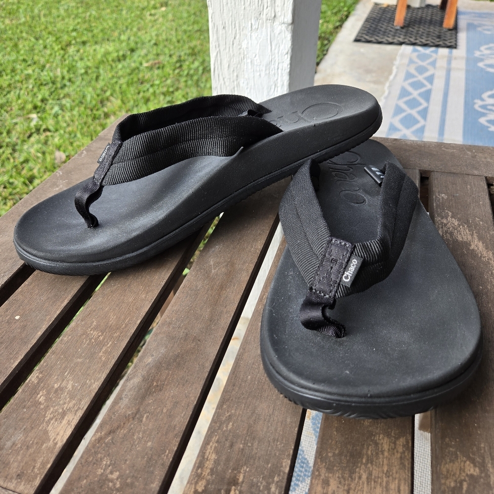 Chaco Black Size 11 Chillos Flip Flops